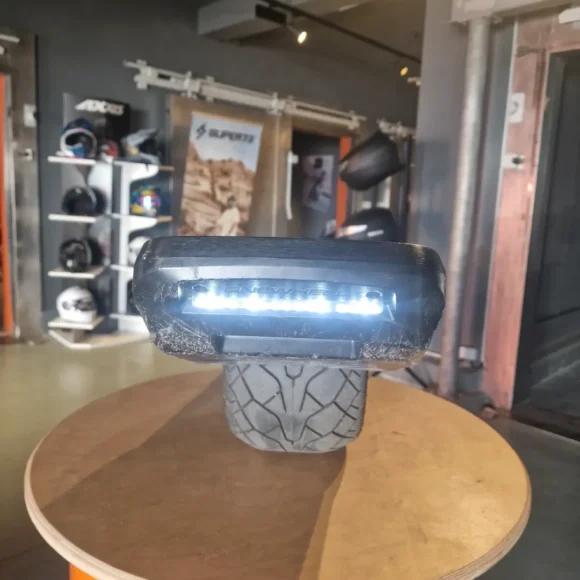 Onewheel GT S-Series - Usado em bom estado - Image 3