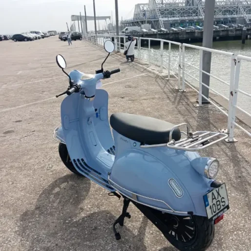 Quazzar E-Divine Plus – mota de serviço